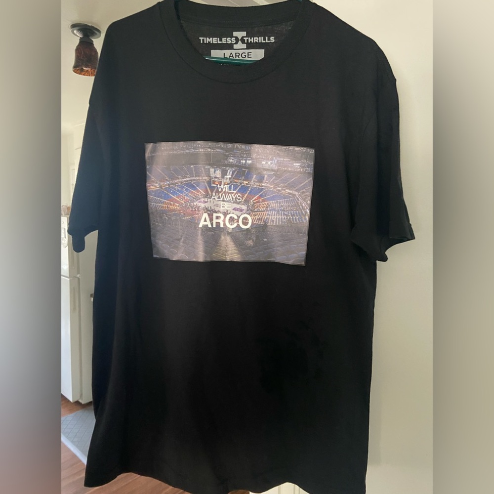 Sacramento kings. Vintage Timeless Thrills “It will always be Arco” tshirt.